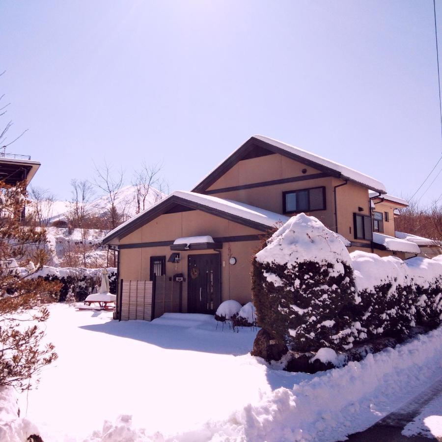 富士の樱house 宝栄 Villa Fudzsikavagucsiko Kültér fotó